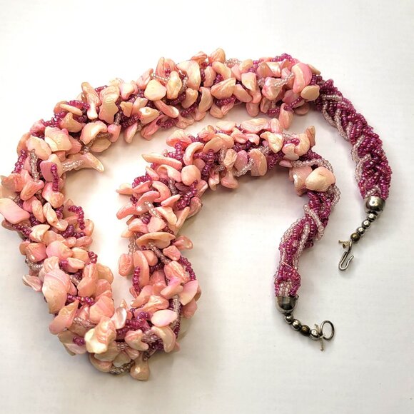 Chunky Pink Shell Chips and Pink Beads Bib Necklace - Picture 3 of 12